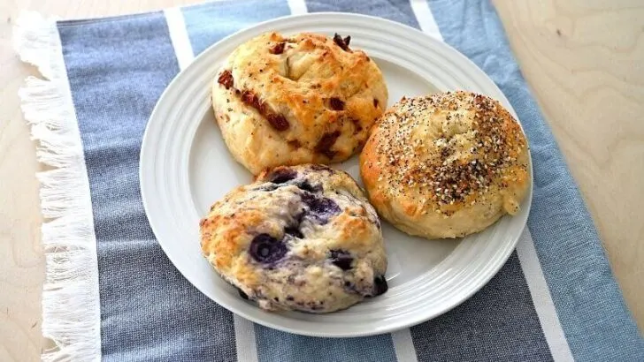 Easy Homemade Bagels With 6 Flavors